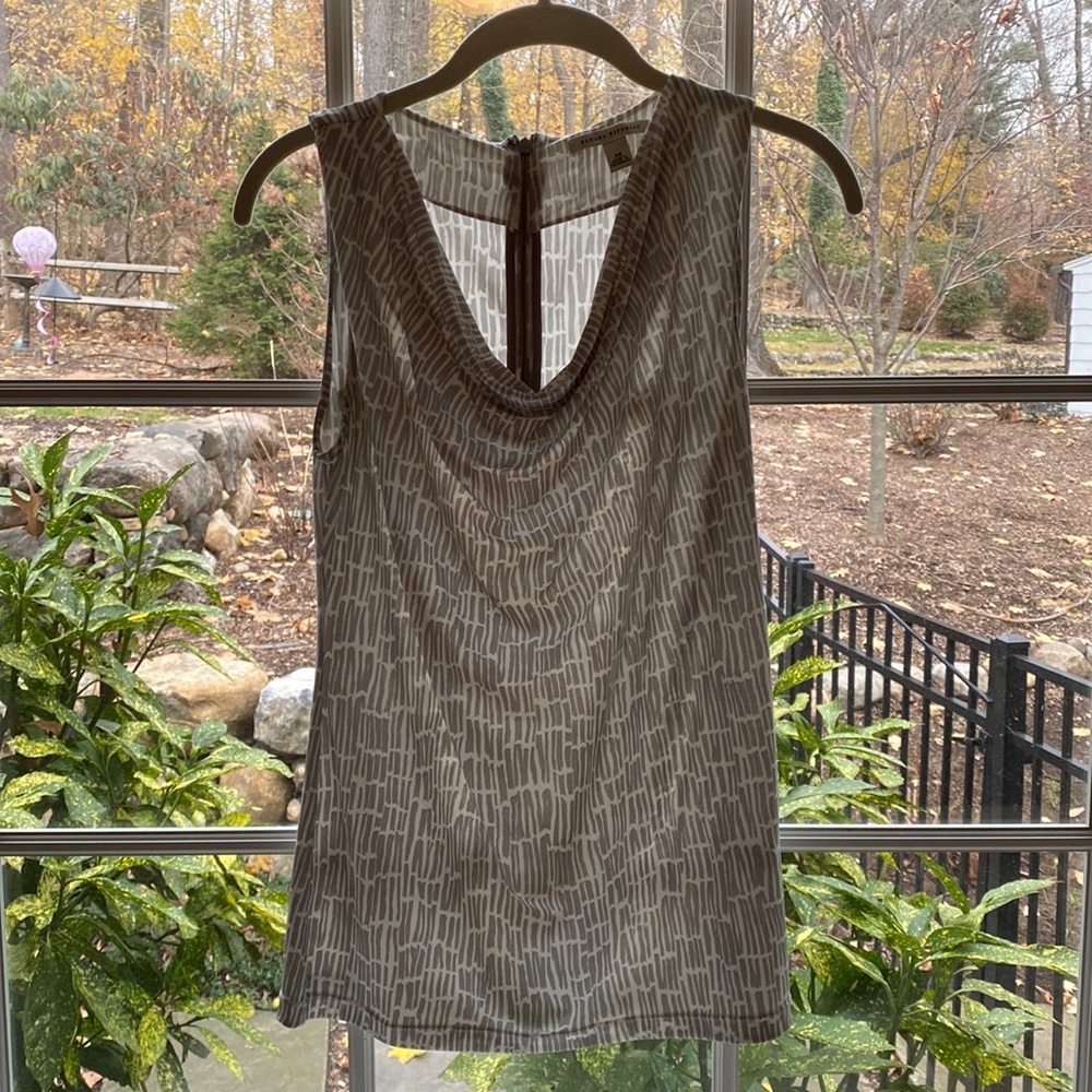 Banana republic sleeveless blouse